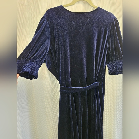 MODCLOTH new w/tag wrap dress - Picture 3 of 3